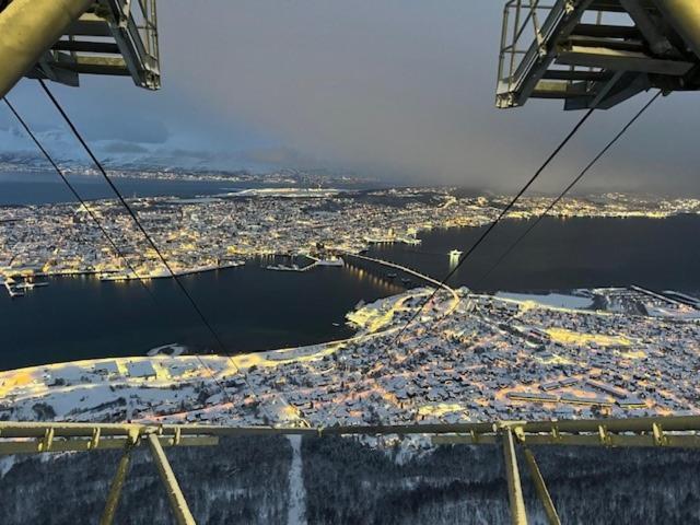 Mountainside Lodge - Breivikeidet Tromsø Extérieur photo